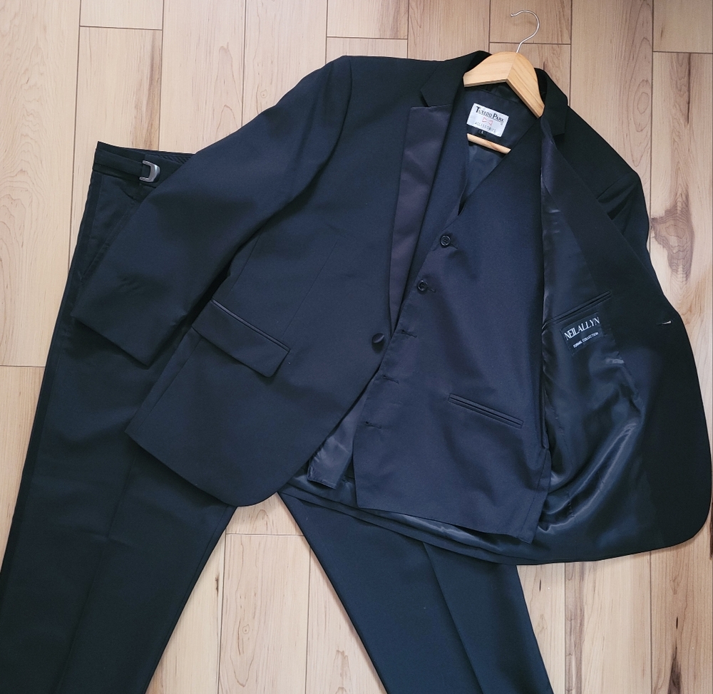Men's 3 Peice Tuxedo Black Suit from Neil Allen